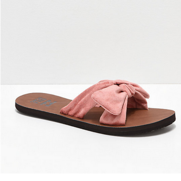 Billabong Shoes - Billabong Bow Ribbon Front Tie Knot Pink Sandals 9